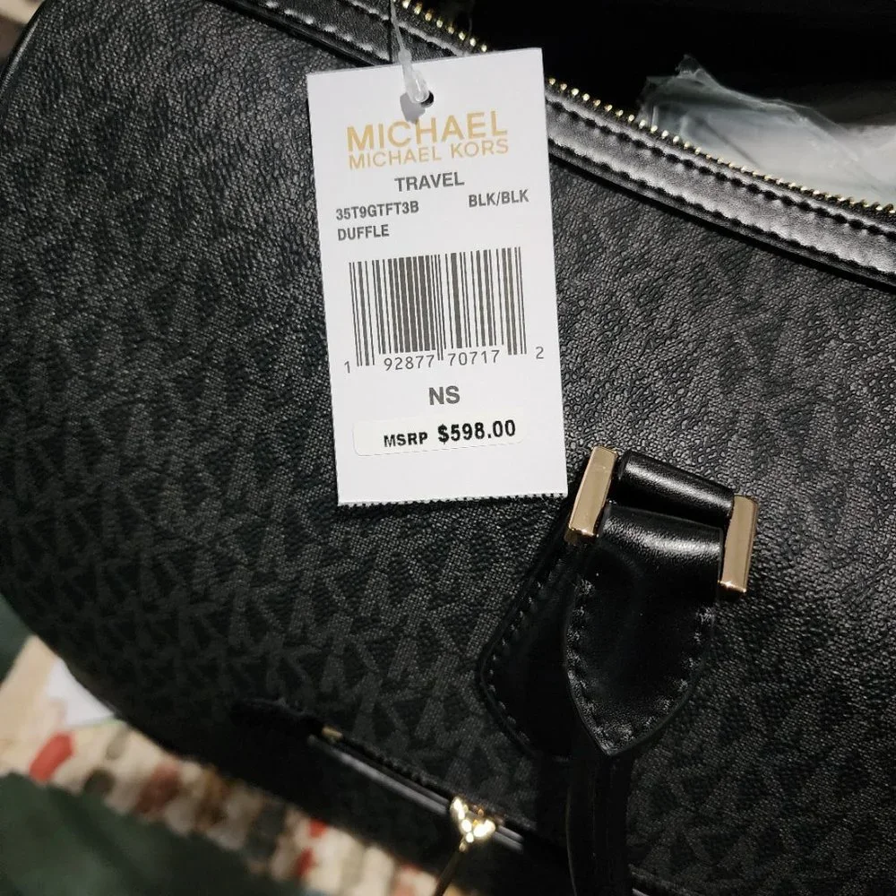 Michael Kors travel duffel bag - Picture 5 of 8